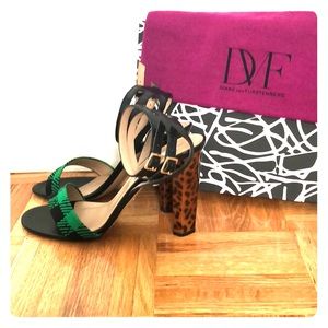 DVF Vera Too Green / Black with Tortoise Heel